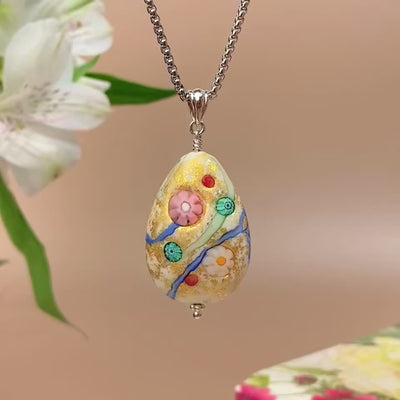 Love in Bloom Vase Pendant