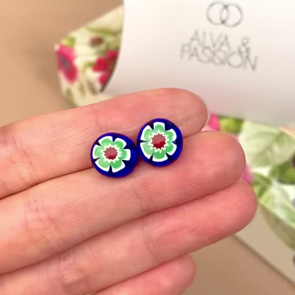 Full Bloom Stud Earrings (10mm)