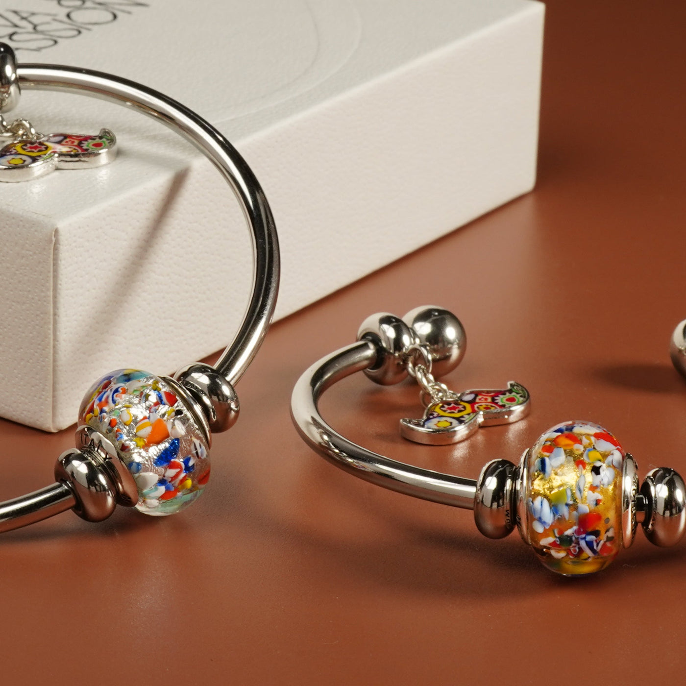 The Kiss Charm Bangle - Silver - Charm Bangle